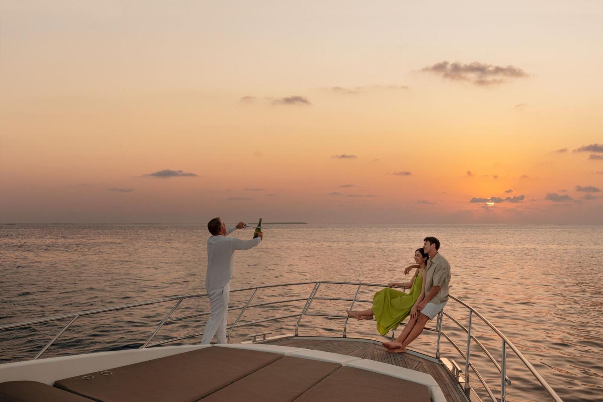 The St. Regis Maldives Vommuli Resort Hulhudheli Exterior foto