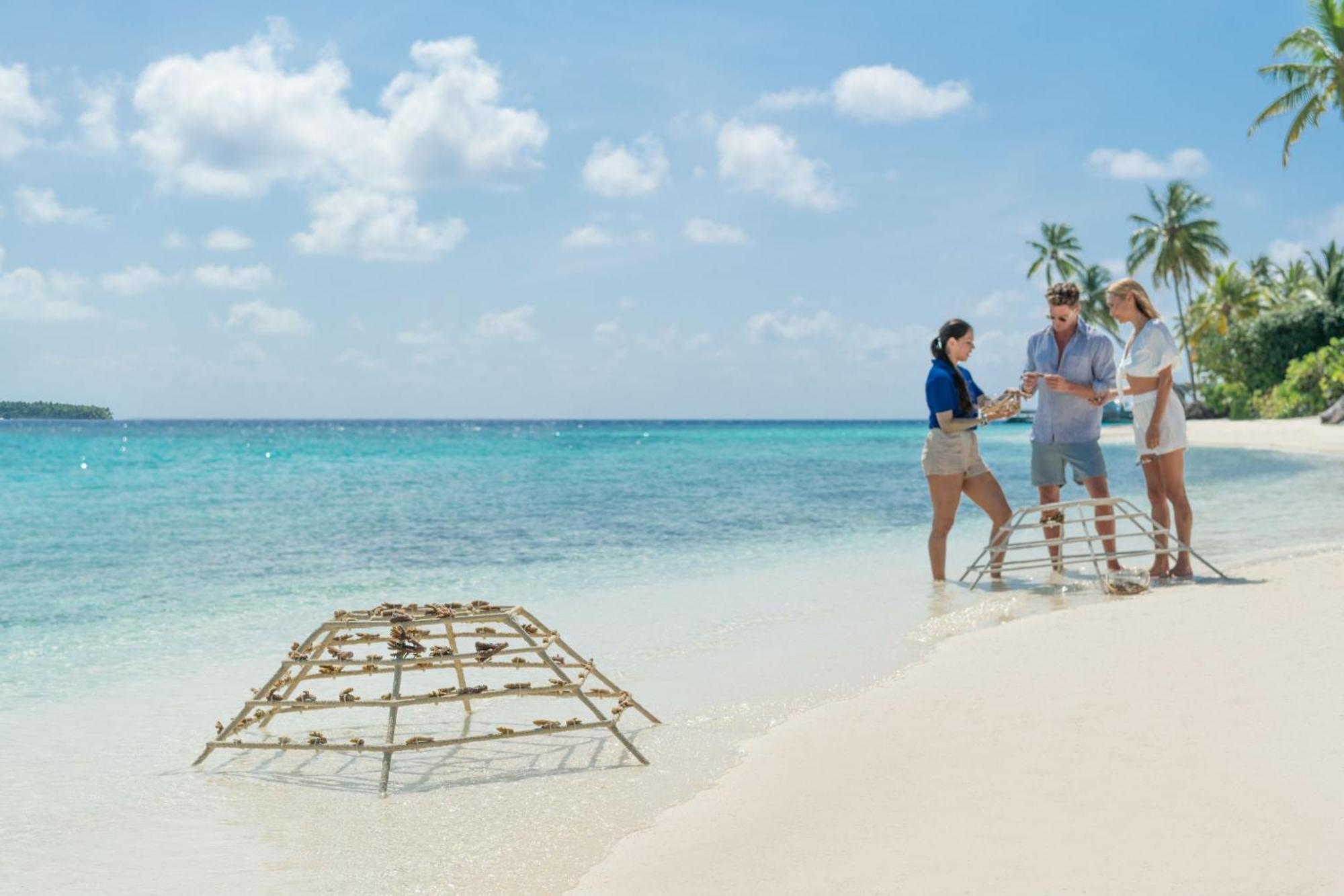 The St. Regis Maldives Vommuli Resort Hulhudheli Exterior foto